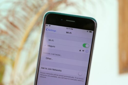 iPhone wifi ontkoppel outomaties na iOS-opgradering?hier hoe om dit reg te maak